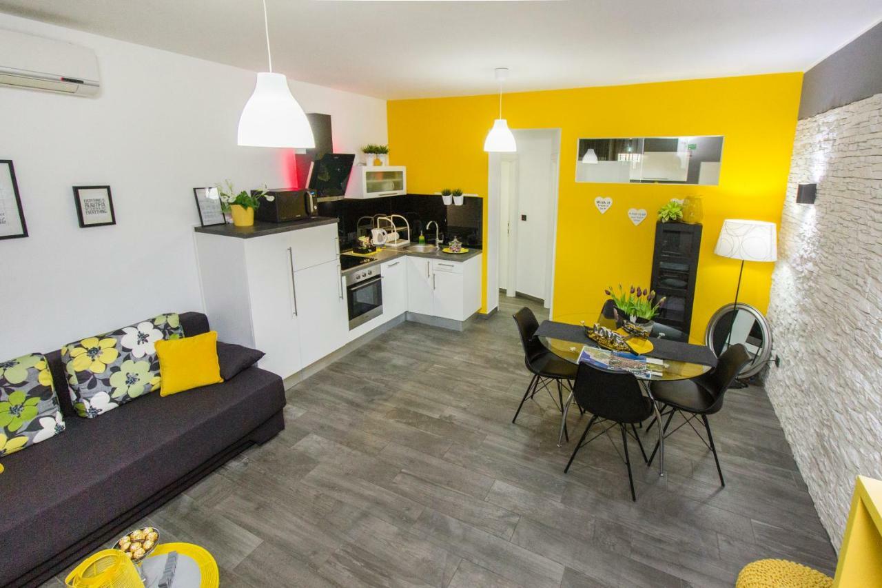 Apartments Slavica シベニク エクステリア 写真