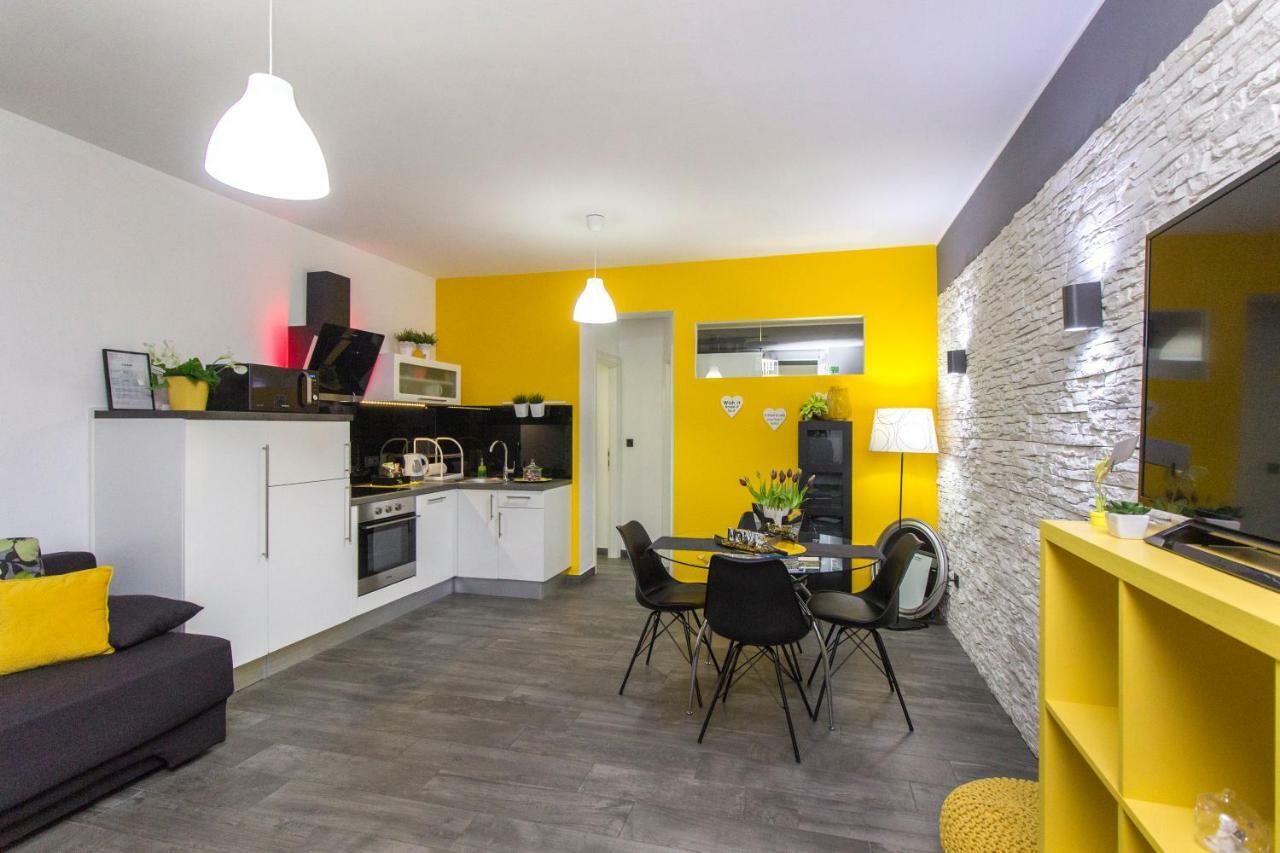 Apartments Slavica シベニク エクステリア 写真