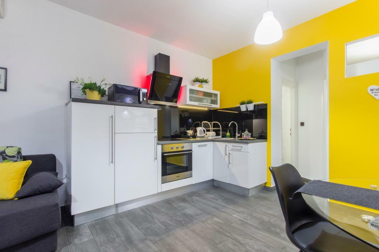 Apartments Slavica シベニク エクステリア 写真